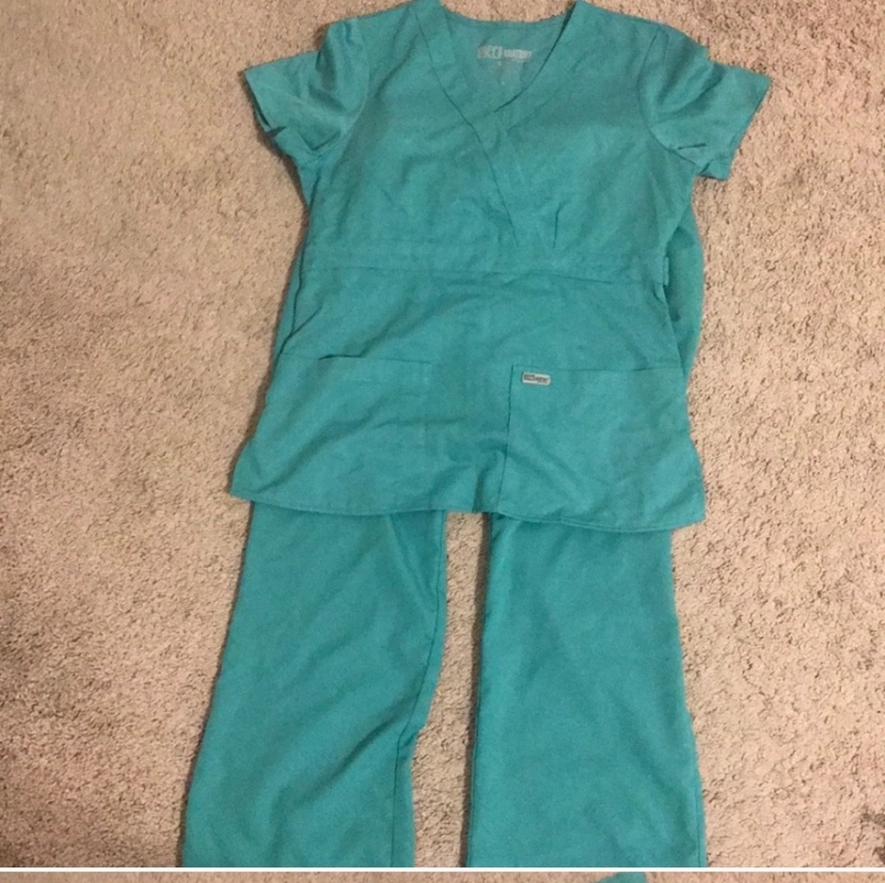 Scrub uniform set